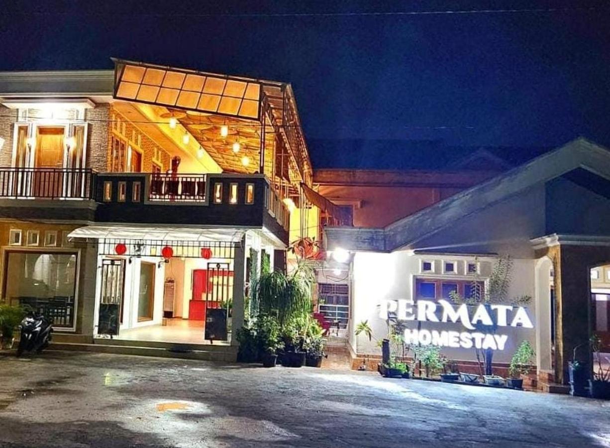 Permata Homestay Kotamobagu Mitra Reddoorz Buitenkant foto
