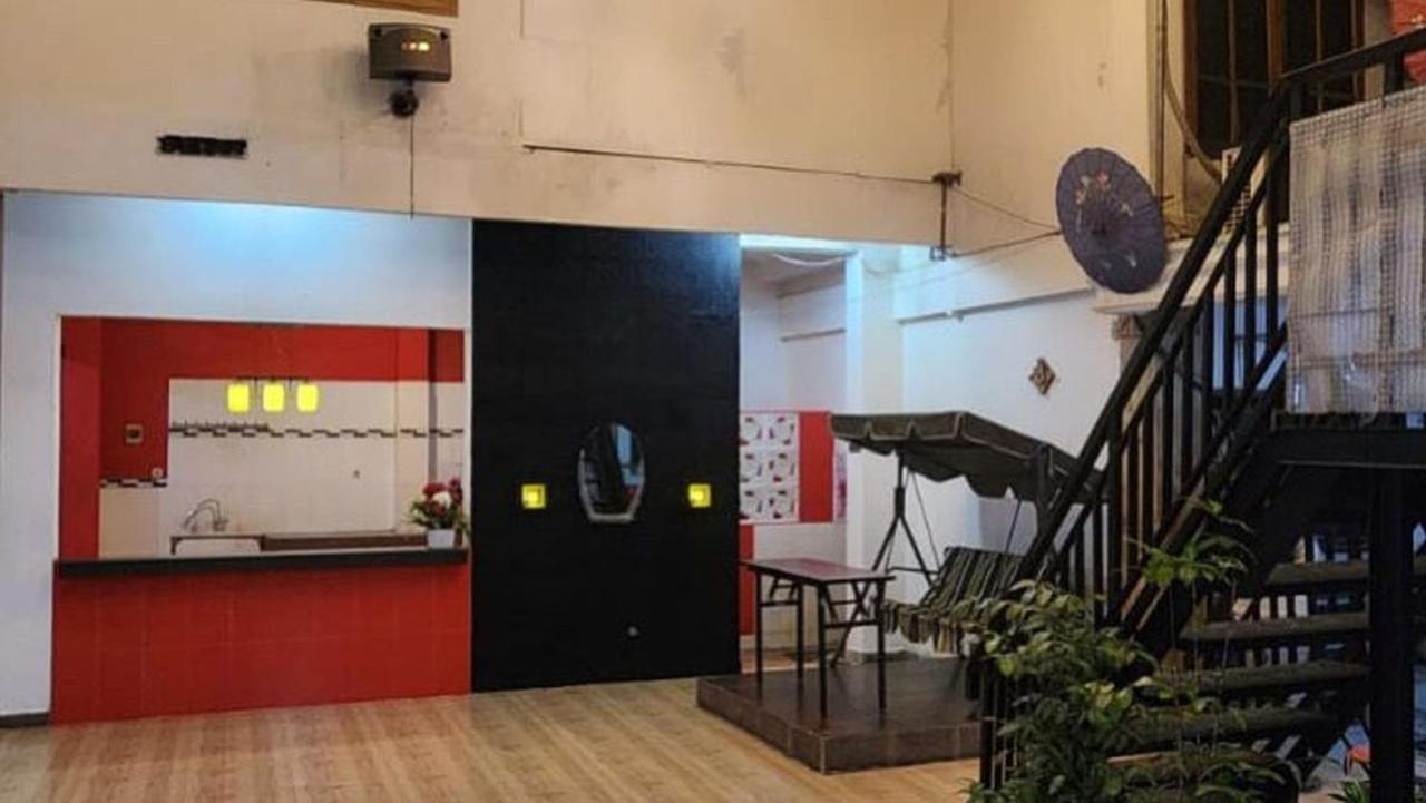 Permata Homestay Kotamobagu Mitra Reddoorz Buitenkant foto